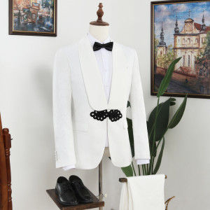 Vatasi Trendy White Jacquard Shawl Lapel Wedding Men Suits