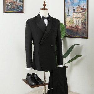 Vatasi Trendy Black Peaked Lapel Double Breasted Men Suit